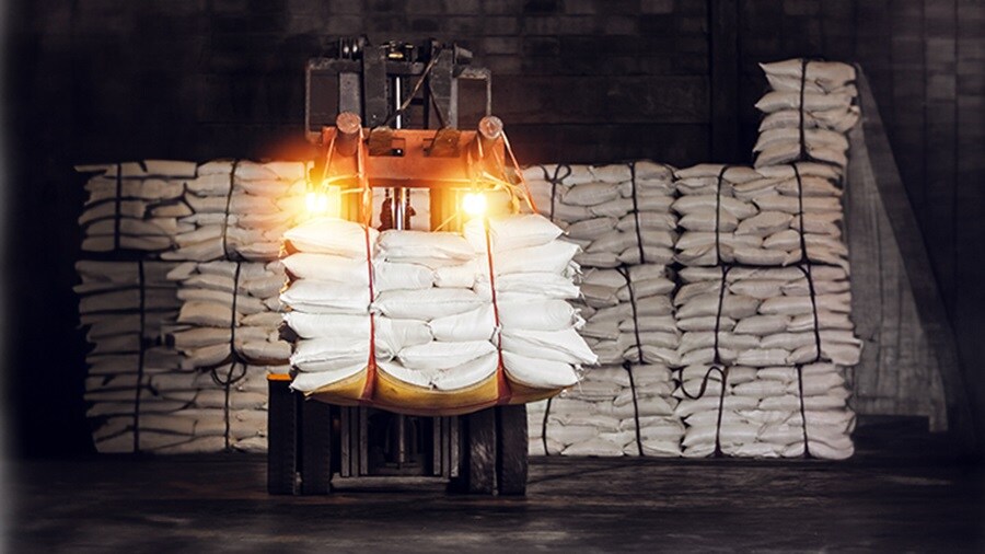 bags unloading